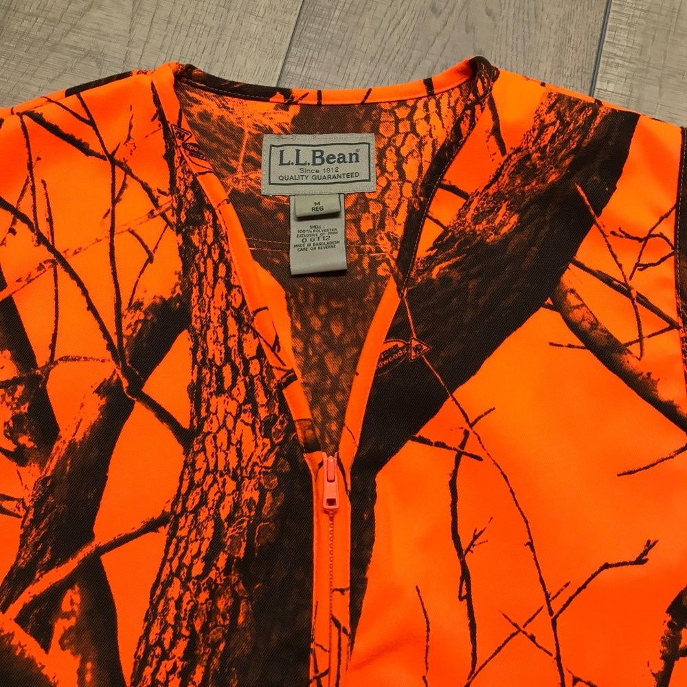 Vintage L.L. Bean Vest Mens M Blaze Orange Camo Realtree Hardwoods Blaze Hunting - Picture 4 of 11